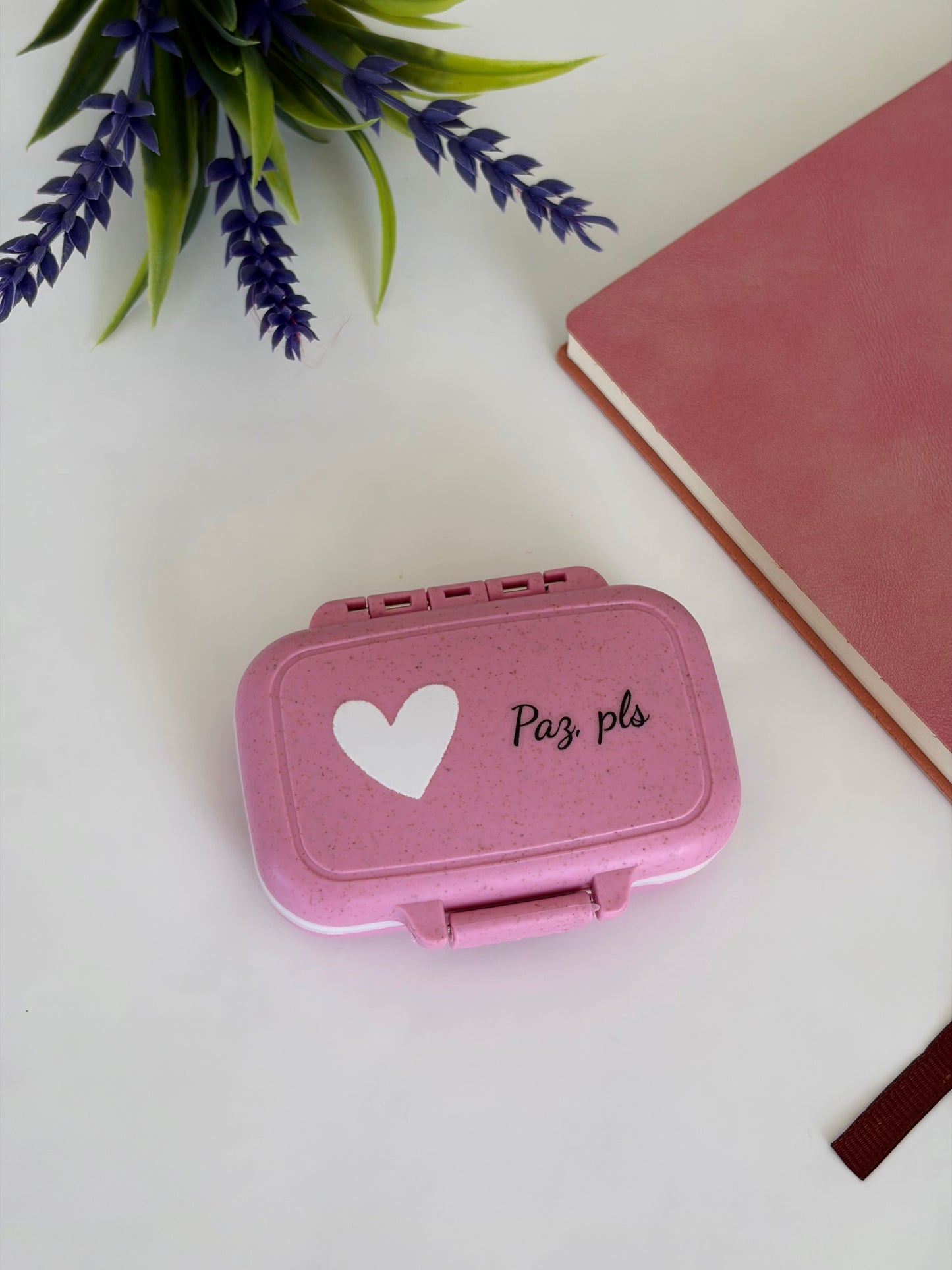 Pastillero Rosa | “Paz, Pls”